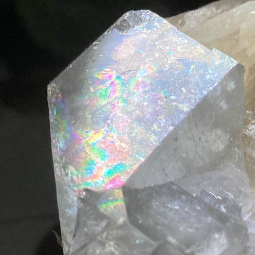 天使の水晶✨ レインボー グリーンアポフィライト スチルバイト 原石