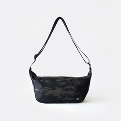 身軽にお出かけ ボディバッグ / マルチカムブラック ボディ