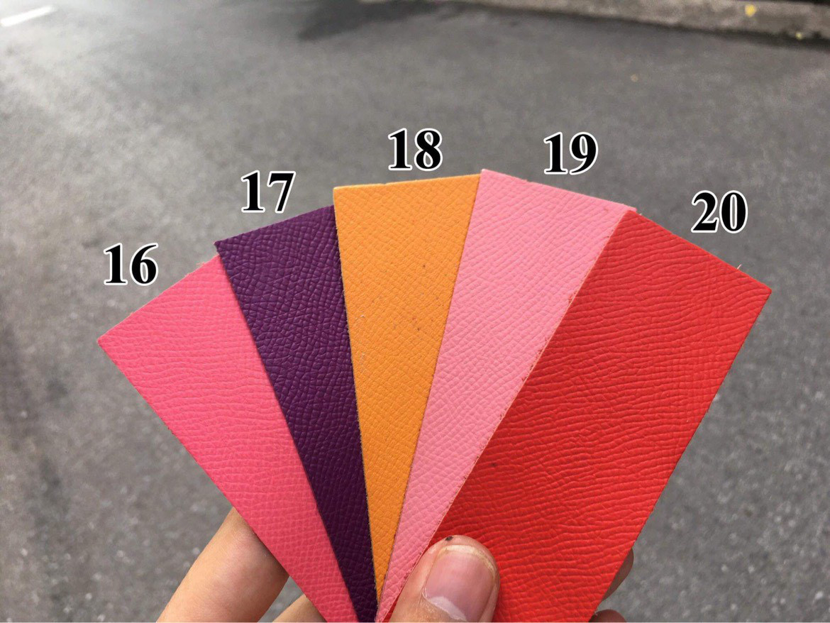 エプソムフランス産牛革ベルトはハンドメイド、手縫いです(オンデマンドで製作、送料無料) エプソムフランス産牛革ベルトはハンドメイド、手縫いです(オンデマンドで製作、送料無料)