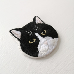 【限定1点】猫刺繍のブローチ　Lotta 3枚目の画像