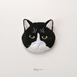 【限定1点】猫刺繍のブローチ　Lotta 1枚目の画像