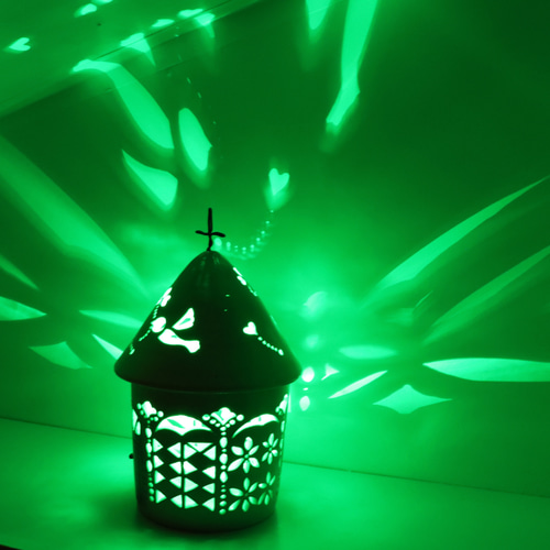 電池式LED陶器ランプシェード通販やす波窯の『幸せの教会』は