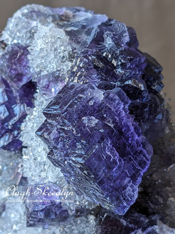 フローライトONクォーツ・原石クラスター（蛍石）Fluorite｜スペイン産 ｜La Viesca Mine｜レア商品 12枚目の画像