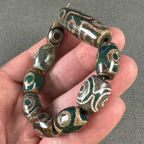 専用ページ チベット入手 アンティークアゲートビーズ 専用ページ チベット入手 アンティークアゲートビーズ 専用