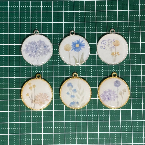 カヤ様おまとめ。レジン ペンダント マグネット
