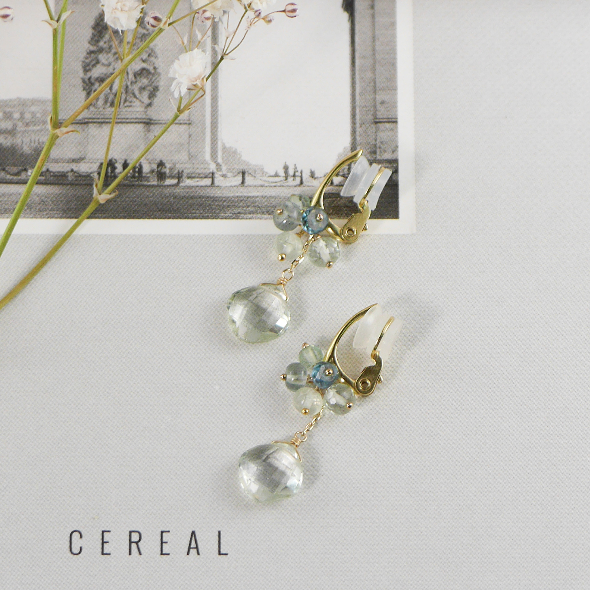 #1013E　パフダイヤモンドカット　グリーンアメジストのブーケソフトタッチイヤリング　14KGF/K10