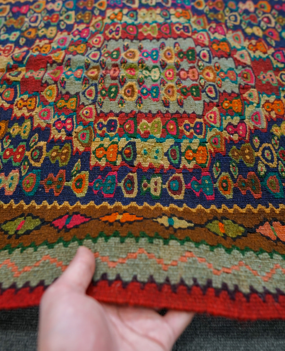 84×74cm【セネ（サナンダジ）手織りキリム】ペルシャ絨毯 84×74cm サナンダジ イラン