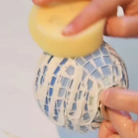 ガーデンライト ハンドメード 行燈 太陽光 屋外照明 防雨タイプ ステンドグラス ランプ 庭園灯 外灯 エクステリア 9枚目の画像