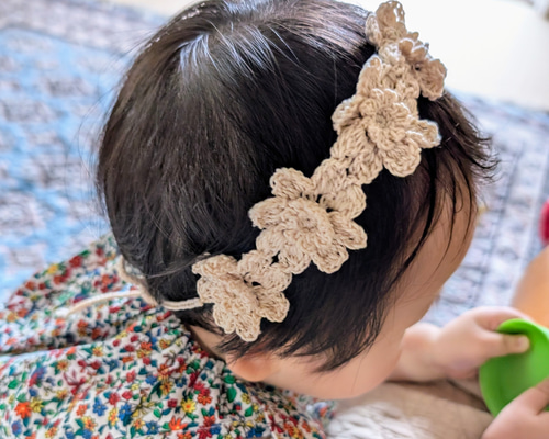 お花のヘアバンド」お出かけやお誕生日会、撮影などにぜひ♪ 雑貨