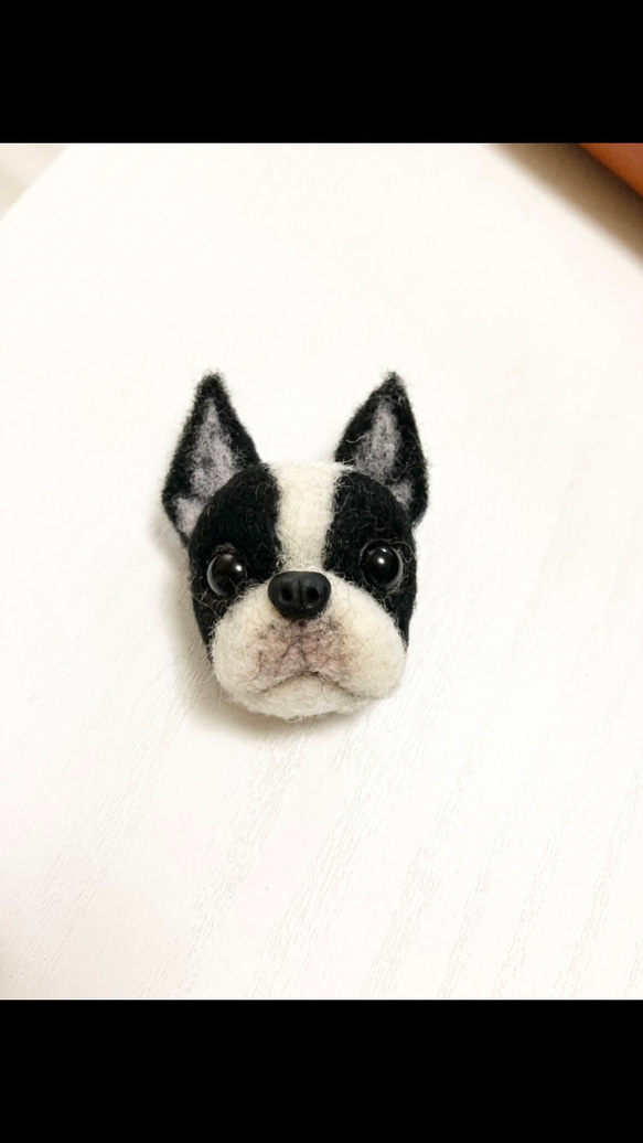 ボストンテリア 確認写真❣️羊毛フェルト 犬 ブローチ ボストンテリア