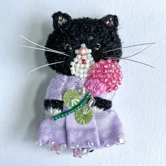 ⑨春のおともだちブローチ　黒猫　ビーズ刺繍　オートクチュール刺繍 6枚目の画像