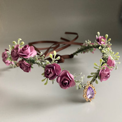 ハンドメイド深紫宝石の華やかな花冠 - 豪華で情熱的な装いを演出 1枚目の画像