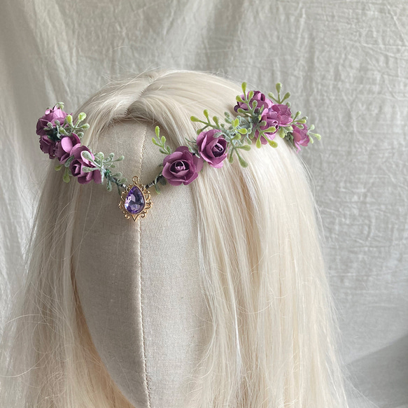 ハンドメイド深紫宝石の華やかな花冠 - 豪華で情熱的な装いを演出 3枚目の画像