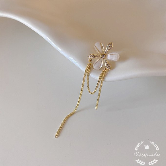 新作　ゴールド　フリンジ　フラワー　花　イヤカフ　　イヤーカフ　ear cuff 2枚目の画像