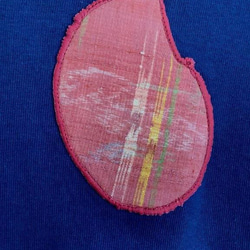 伝統織物のトップブランド塩沢紬をワンポイントに使った Ｔシャツ(Sサイズ)R67 4枚目の画像