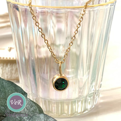 ひとつぶ～誕生石カラーのガラス～５月　１４Kメッキ　ペンダント　ネックレス　緑 1枚目の画像