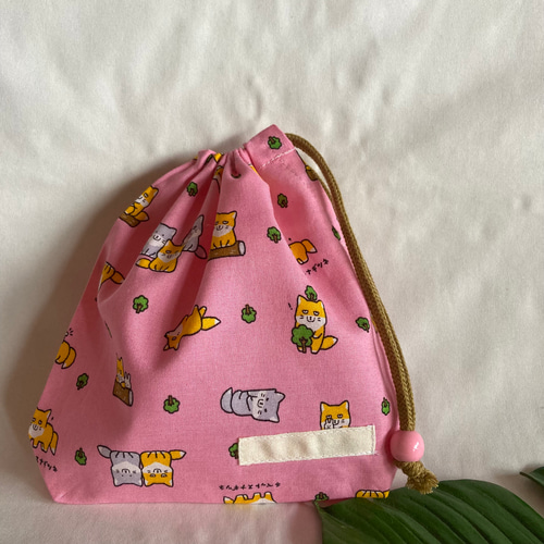 555a さくらんぼ　白地　ピンク　巾着袋　給食袋　ランチョンマット　オーダー可 555a さくらんぼ 白地 ピンク 巾着袋 給食袋 ランチョンマット