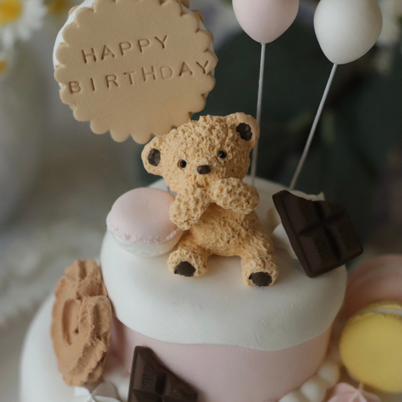 クマとお菓子のバースデー 2段クレイケーキ 　誕生日フォト撮影やお部屋のインテリアにおすすめ 人気・おすすめ｜使いやすい・旅行におすすめ 品質保証 全国発送 正規品・日本国内発送・安心保証付き