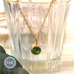 ひとつぶ～誕生石カラーのガラス～８月　１４Kメッキ　ペンダント　ネックレス　緑 1枚目の画像