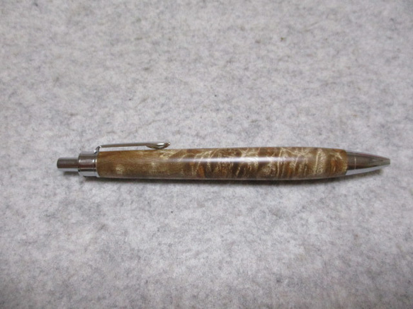楓(カエデ)瘤　ブドウ杢　キヌカオイル仕上げ　木軸ボールペン　　　 4枚目の画像