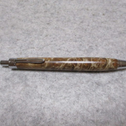楓(カエデ)瘤　ブドウ杢　キヌカオイル仕上げ　木軸ボールペン　　　 1枚目の画像