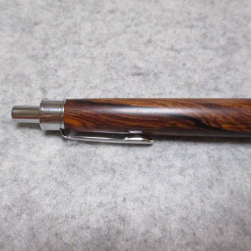 ココボロ ワシントン条約規制材 キヌカオイル仕上げ 木軸ボールペン