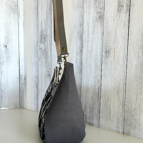 Creema限定 ミナペルホネン の薔薇（グレー）ショルダーバッグ