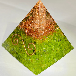 ≪受注制作≫フローライト【集中力UP・思考力UP・浄化】フラワーオブライフ六芒星 ピラミッド型 オルゴナイト 2枚目の画像