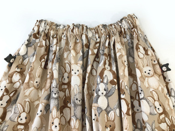 うさぎ　ぬいぐるみ　スカート　フリーサイズ　85ｃｍ丈　カフェオレ系　両サイドシームポケット 4枚目の画像