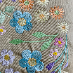 パステル色のお花刺繍ミニトートバッグ 5枚目の画像