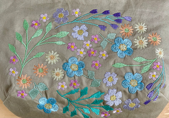 パステル色のお花刺繍ミニトートバッグ 3枚目の画像