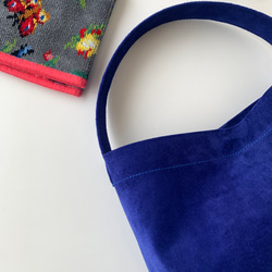 新色「長財布が横に入る‼︎本革ミニマルバッグ」ロイヤルブルー スエード ワンハンドルバッグ 10枚目の画像
