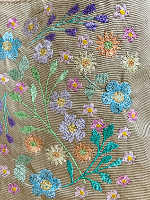 パステル色のお花刺繍ポシェット 5枚目の画像