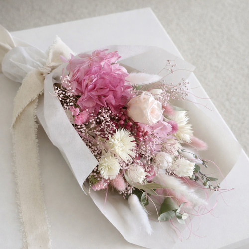 母の日♡ドライフラワースワッグ 優しい小花たっぷりの華やかな花束
