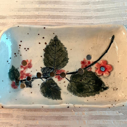 花與葉的呢喃肥皂盤_陶飾肥皂碟 第2張的照片