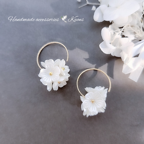 ピアス フラワーピアス フープピアス 華奢 可愛い ピアス ピアス