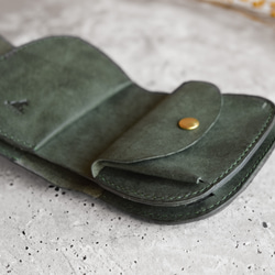 - BI-FOLD WALLET -　本革ｲﾀﾘｱﾝﾚｻﾞｰ　MARGOT【マルゴー】　MossGreen 6枚目の画像