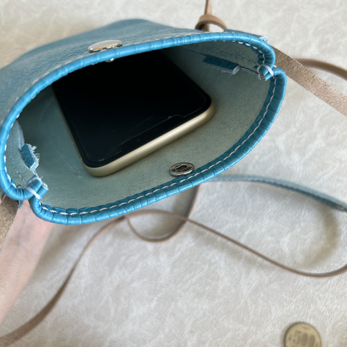スマホショルダーバッグ・サコッシュ❤︎Blue♡rose❤︎様ご依頼品 026089234a6df2b0c4ae5919ba1b83