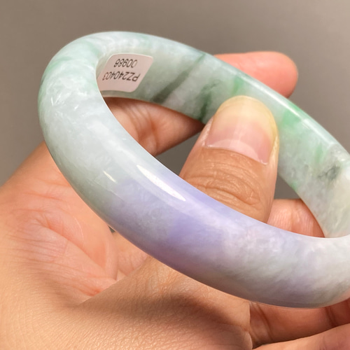 ラベンダー翡翠バングル　内径約5.6cm ラベンダー本翡翠バングル 内径約5.6cm 51g 楽天市場