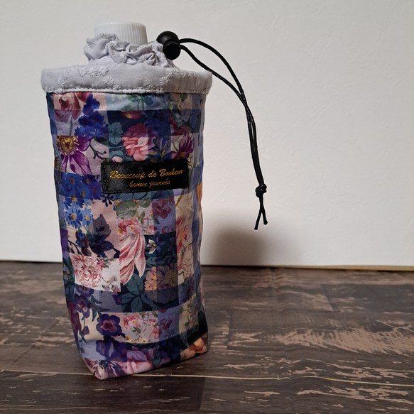 ハンドメイドリバティ生地アーカイブギンガムを使用したペットボトル