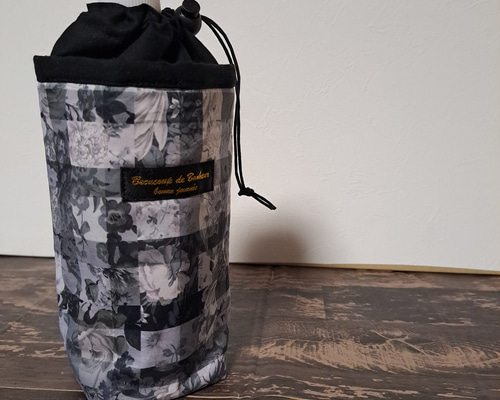 リバティ アーカイブギンガム花柄 保冷ペットボトルカバー ポーチ と