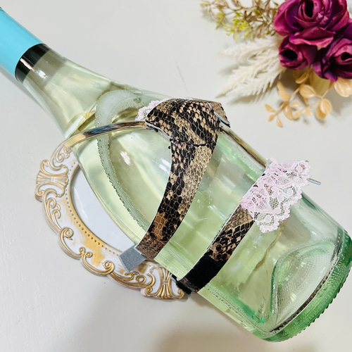 ミニチュア着物　ワインレッド姫柄　ミッシィページ ミニチュア着物 ワインレッド姫柄 ミッシィ様専用ページ - メルカリ