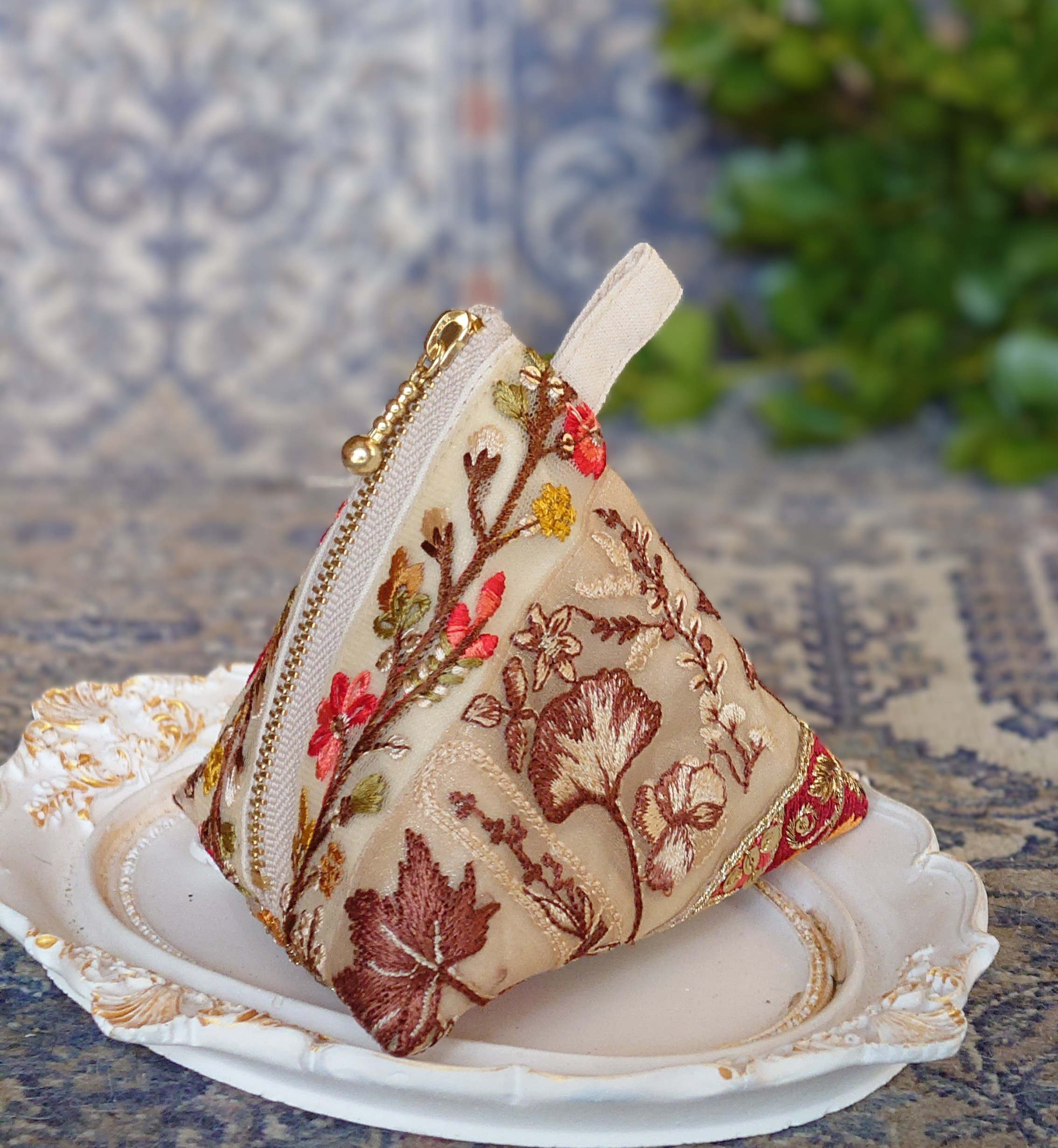 インド刺繍リボン》テトラポーチ / バネポーチ ポーチ Link.hand