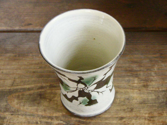 ドングリ文フリーカップ（二彩） 3枚目の画像