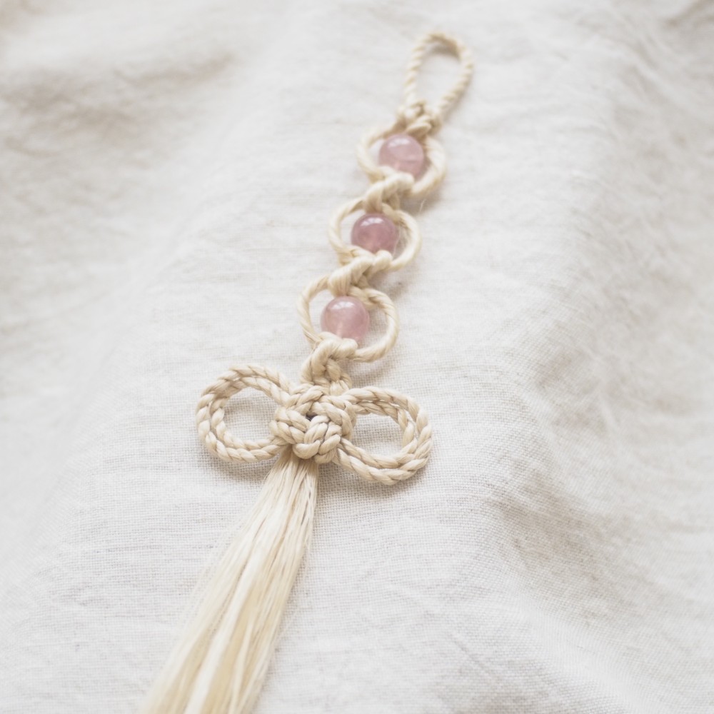 【受注制作】精麻の空間飾り＂龍神さまのおくりもの＂…（ディープローズクオーツ）、お守り、浄化