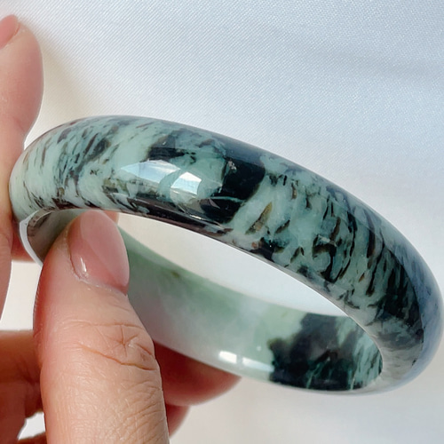 翡翠漂花バングル 新入荷】本翡翠保証‼️天然翡翠 漂花バングル 内径約58.7mm