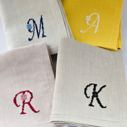長方形リネンのハンカチ 選べるイニシャルクロスステッチ刺繍 ハンカチ