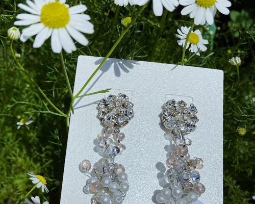 控えめなさくら色のピアス】お花 パール ウエディング