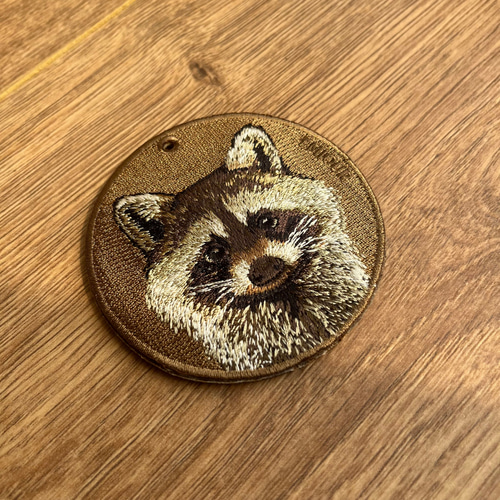 刺繍キーホルダー キーホルダー アライグマ たぬき お散歩