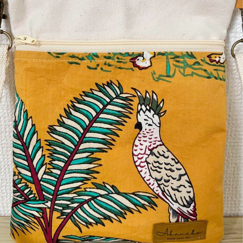 ☆ぷう 花柄サコッシュ ハンドメイド ハンドメイド 花柄刺繍 サコッシュバッグ - メルカリ